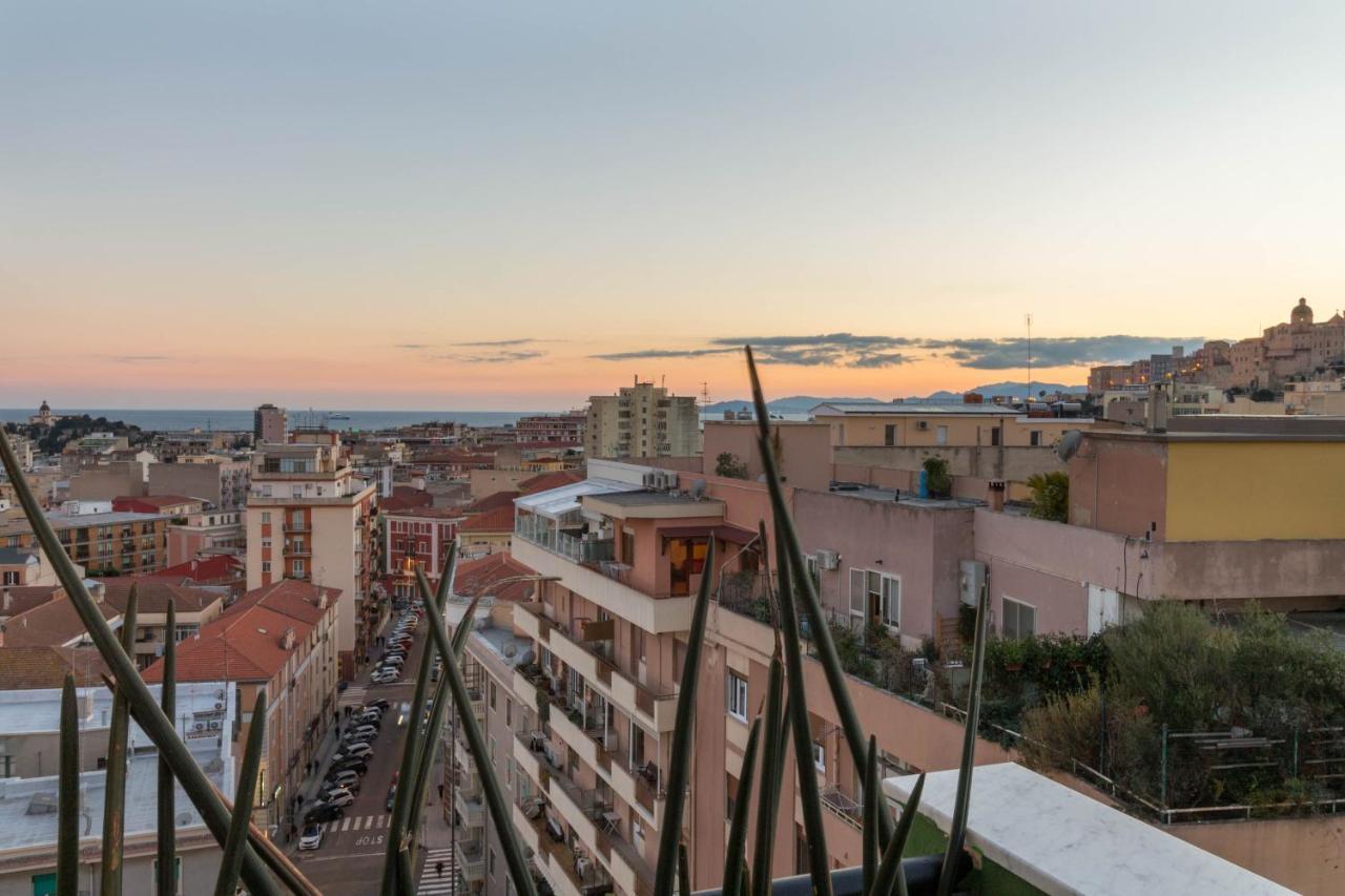 Eleventh Floor Suites Cagliari Kültér fotó