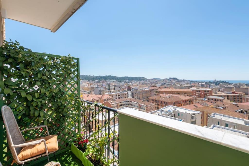 Eleventh Floor Suites Cagliari Kültér fotó
